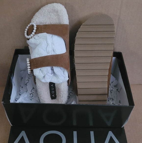 AQUA Private Label Bloomingdale's Exclusive Furry Embellished Sandal 8 T… - Picture 8 of 9